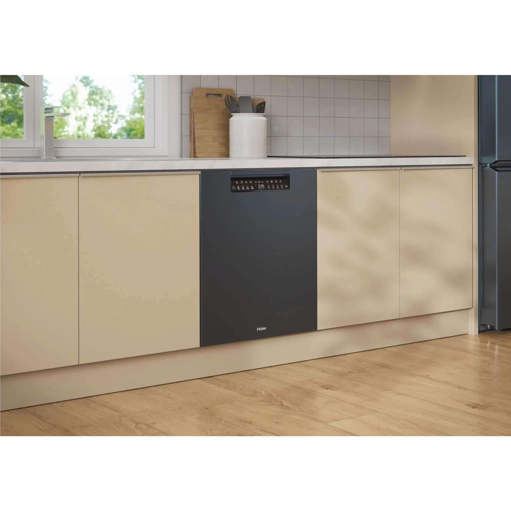 Haier HDW15U3B1 15-Place Setting Built Under Dishwasher (Black)