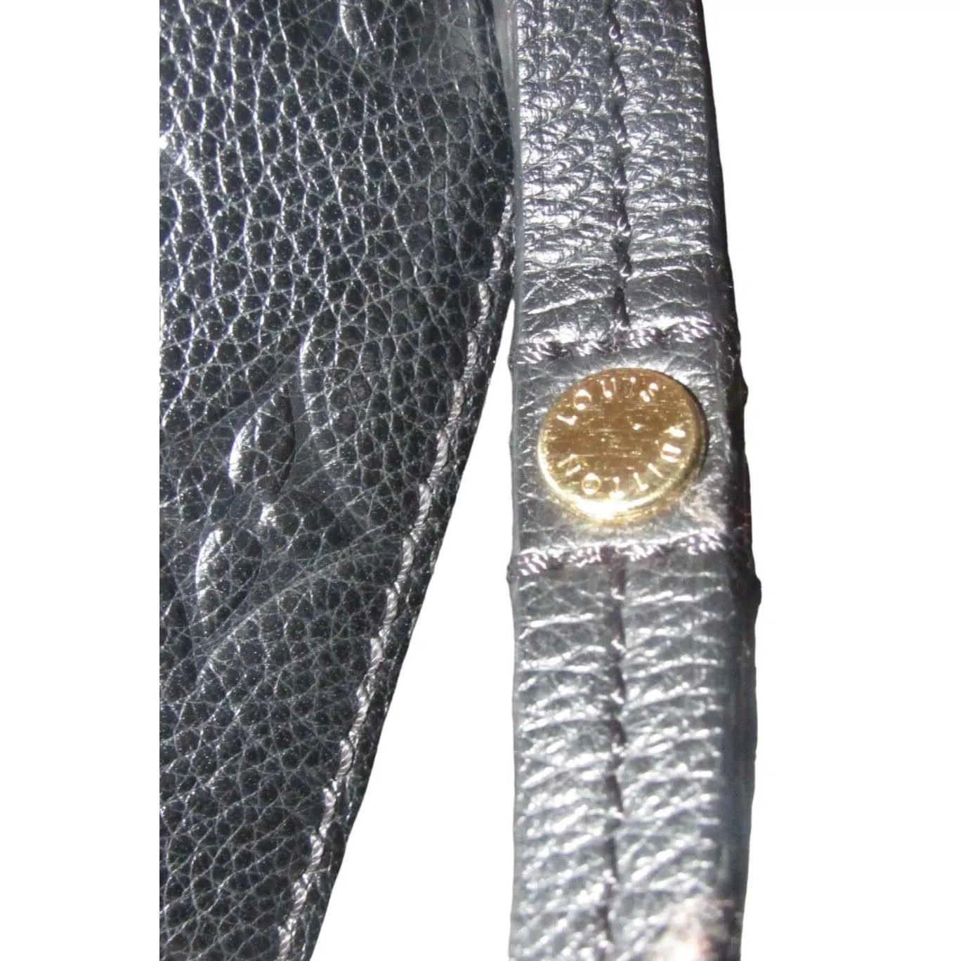 Louis Vuition Vavin Black Empriente Leather Shoulder Bag with a Rolled Leather Adjustable Strap & Lots of Compartments