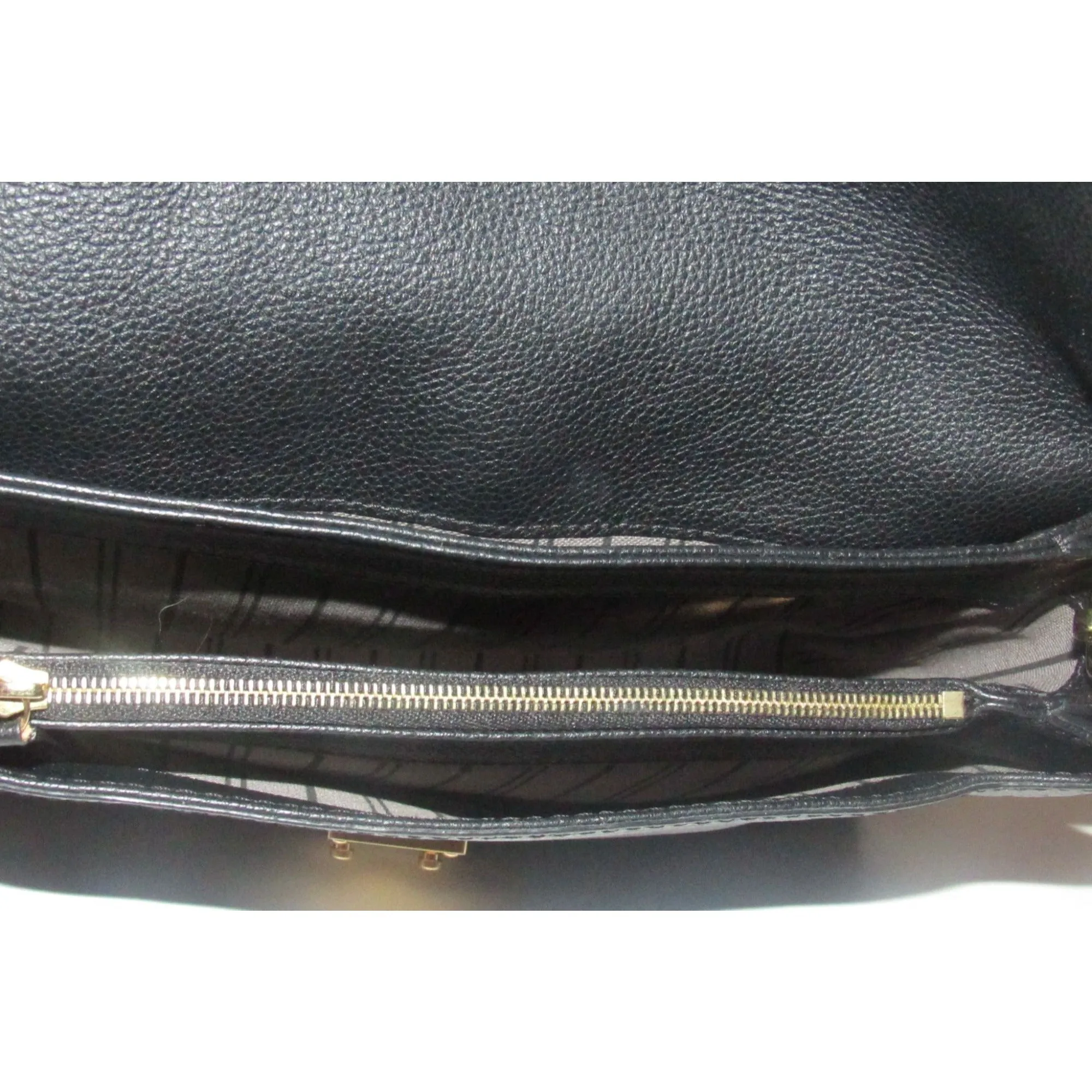Louis Vuition Vavin Black Empriente Leather Shoulder Bag with a Rolled Leather Adjustable Strap & Lots of Compartments