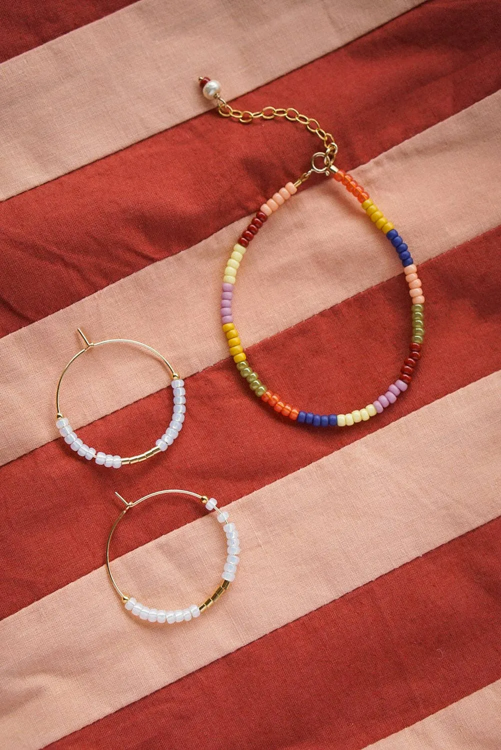 Maya - glass pearl bracelet - autumn bliss