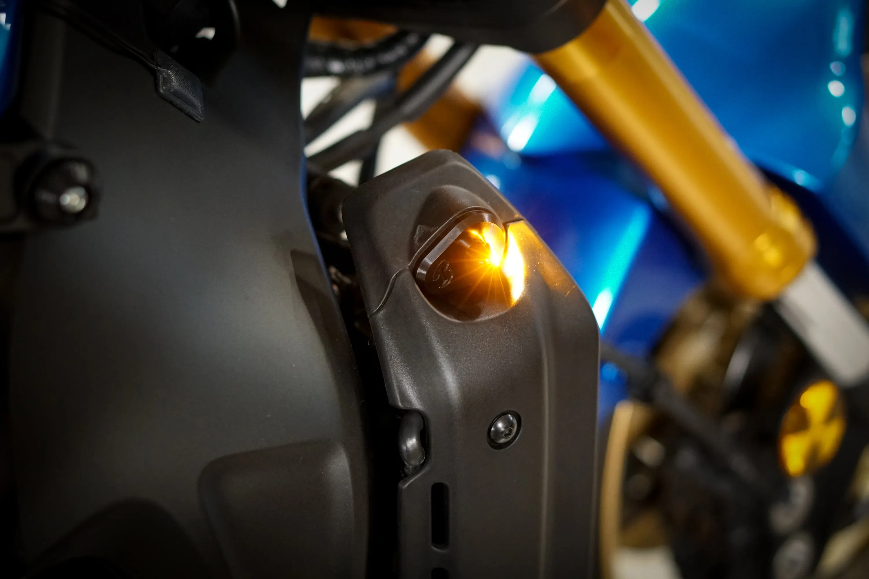 Yamaha XSR900 Front Machined Turn Signal Plate Adapter Kits 2022 